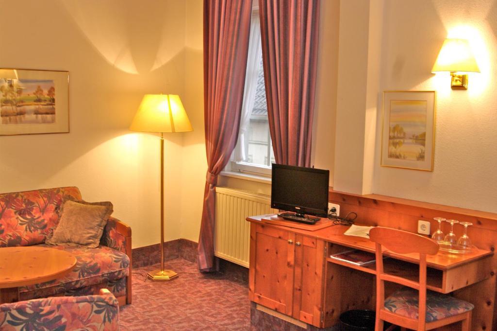 Gasthof Zum Kauzen Ochsenfurt Bilik gambar